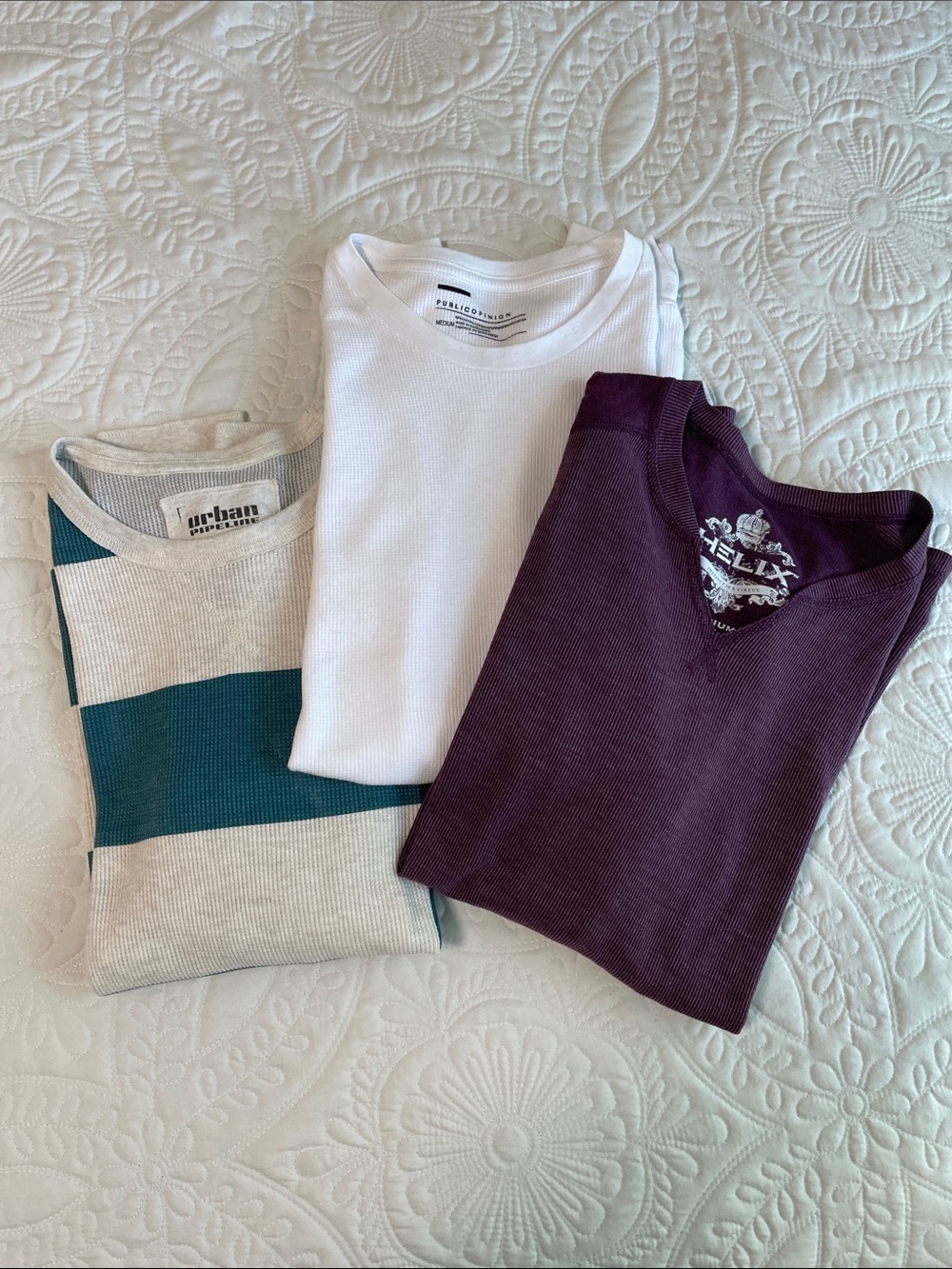 Lot of 3 Men’s Long Sleeve Tee Shirt Urban Pipeline, Public Opinion, Helix